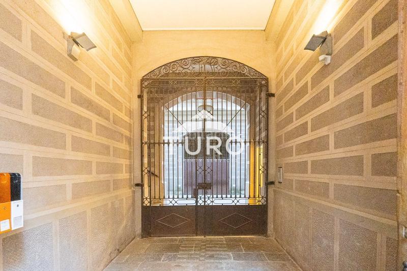 Foto de1932b7-c631-4754-9e1f-343400d2ec99. Ático lujoso ático en barri vell en Centre-Barri Vell Girona