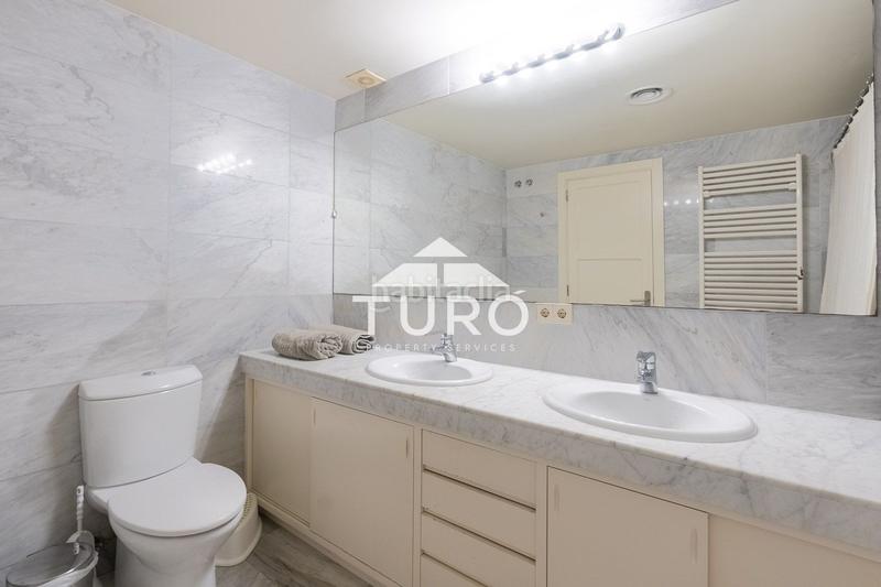 Foto e0983944-d45f-43dc-81bb-8ef3b213f5f5. Ático lujoso ático en barri vell en Centre-Barri Vell Girona