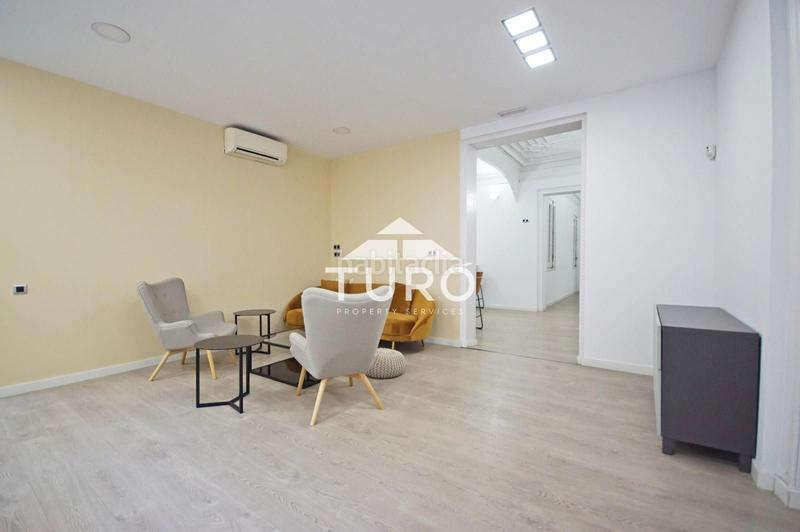 Foto 4e518973-bd5f-473d-98f1-20bb332f8858. Location bureau avec chauffage dans Dreta de l´Eixample Barcelona