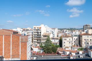 Pis  Barcelona. Amplio piso de 5 habitaciones en eixample