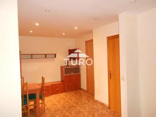 Flat  Font. Piso en venta con inquilino  ideal inversores