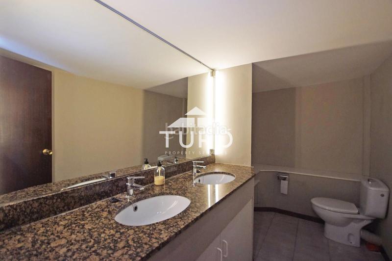 Foto 94a67269-8665-4d45-842b-b02f256ea530. Alquiler oficina  en alquiler calle aribau en Barcelona