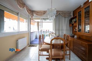 Pis  Calle de la baronessa de maldà. Piso en venta en esplugues de llobregat zona el gall.