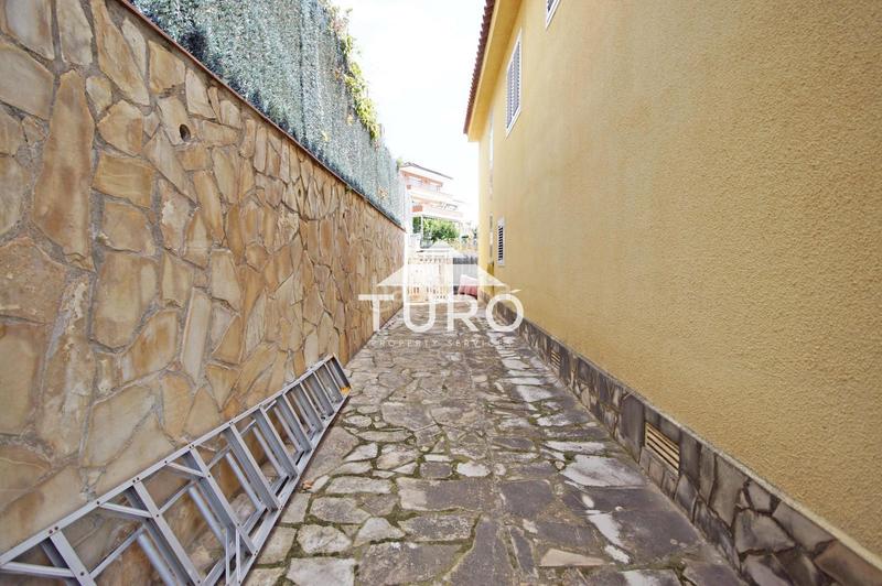 Foto 9c796f32-9126-469b-a1c1-ca33147c2f45. Maison avec chauffage parking piscine dans Torrent Ballester Viladecans