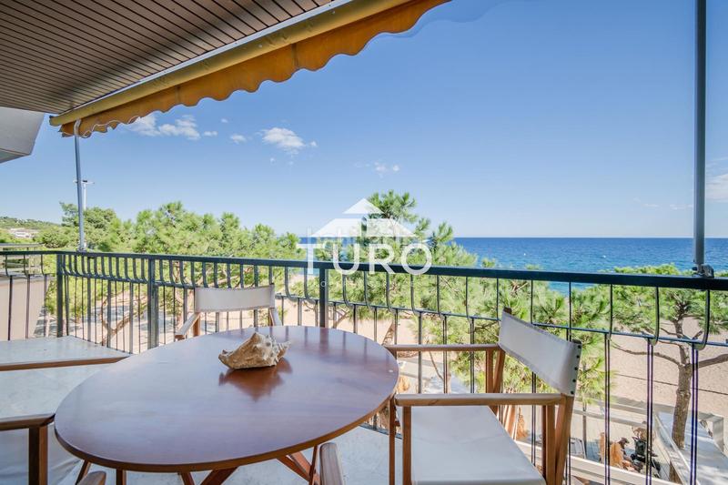 Foto 583bfc3d-092f-4a33-ab92-b20f0940bfa0. Location appartement avec parking dans Fenals Platja d´Aro