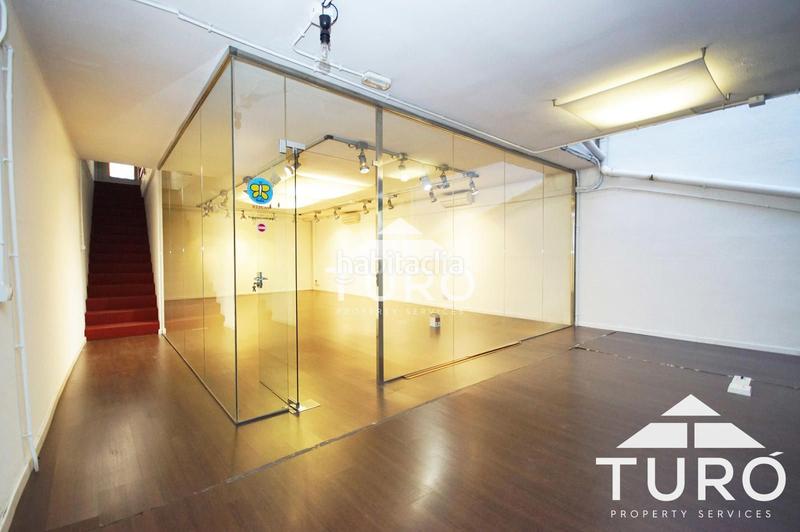Foto 530e39c5-1b7e-44b0-876a-fd293b7c42e3. Rent business premise in La Salut Barcelona