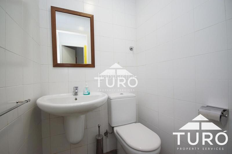 Foto 93c04409-dccc-4229-bce8-71452a8bbe41. Rent business premise in La Salut Barcelona