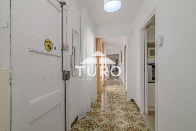 Foto ad9c0581-1459-478d-a8fa-3630a4f59a99. Piso en Gòtic Barcelona