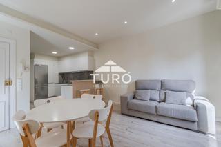 Location Appartement  Fontanilles. Piso moderno reformado en el centro de girona