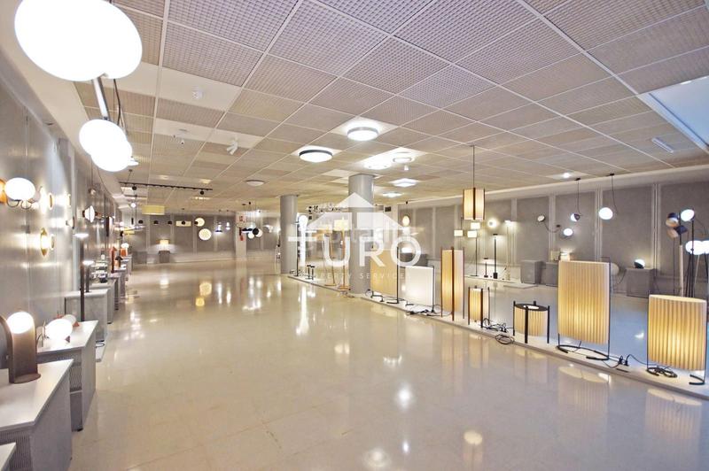 Foto 76a2225a-a071-432b-903a-a30aa2181eb9. Rent industrial building in Centre Hospitalet de Llobregat (L´)