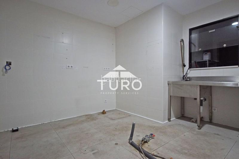 Foto 141466e8-25fe-49ff-ae61-75c175e067ed. Alquiler local comercial local en alquiler en la av. meridiana en Barcelona