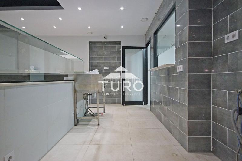 Foto c3421ab2-476f-42dc-ad88-050192e23738. Alquiler local comercial local en alquiler en la av. meridiana en Barcelona