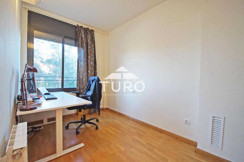 Foto f3483c99-8d34-4f12-b36b-3081ec1183c0. Casa adossada amb calefacció aparcament piscina a Sant Cugat del Vallès