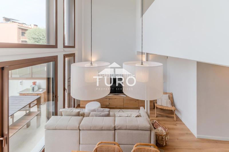 Foto 7d66b197-935b-4448-9034-76d7b2c9819b. Piso  moderno con jardín y piscina en Montilivi, en Girona