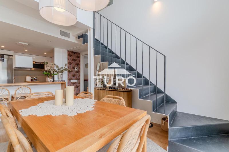 Foto afddb323-730f-47d2-8311-b72d11b0e693. Piso  moderno con jardín y piscina en Montilivi, en Girona