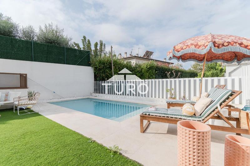 Foto bf4c2bc0-ccf5-4019-a313-94063a492f90. Piso  moderno con jardín y piscina en Montilivi, en Girona