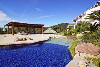 Casa  De pedracastell. Casa independiente con vistas al mar