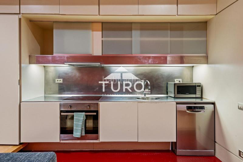 Foto cbe3ef57-4e2c-40c9-8115-5318de90c414. Alquiler ático loft metropolitano en el corazón de gracia en Barcelona