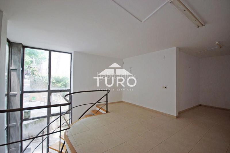 Foto d04dec79-6d6c-4d16-9b01-3a790da95d2b. Local comercial a Vallcarca - Penitents Barcelona