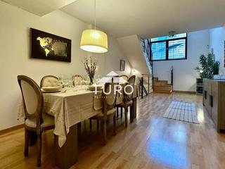 Duplex  Calle de móra d'ebre. Exclusivo triplex en vallcarca   luminoso, elegante y completame