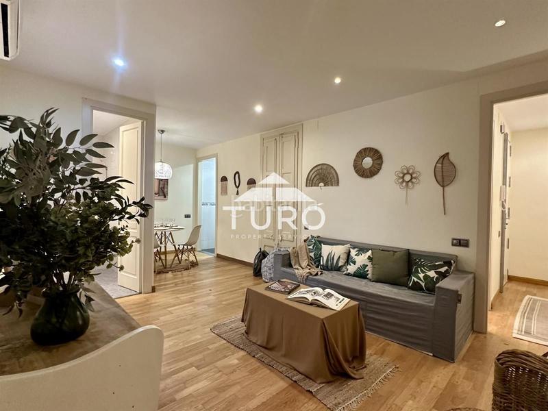 Foto dc78f4d3-243f-485c-89bc-9ca022b8b11d. Flat in Sagrada Família Barcelona