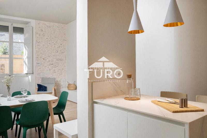 Foto 92eeffe4-1c0e-478d-b7a1-bf5359571282. Alquiler piso apartamento de 3 habitacions moderno en barri vell en Girona