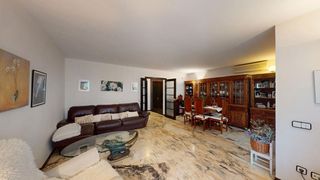 Etagenwohnung in Tres Torres. Piso en venta en les tres torres
