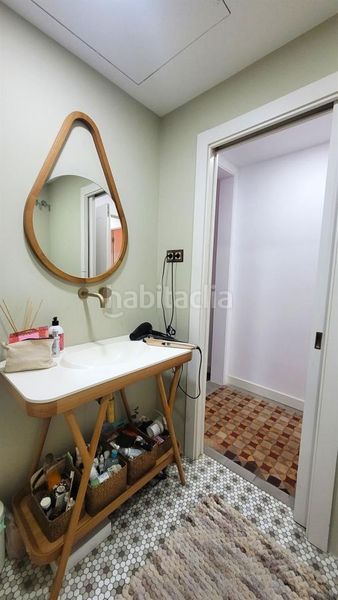 Foto 98ba84bb-1082-4b1a-b564-c0bdc6608eb8. Piso en Raval Barcelona