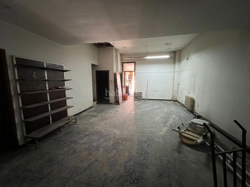 Foto f47c9d11-7461-4e8a-a159-00b2dde7f2a3. Alquiler local comercial local en alquiler a pie de calle en la calle joaquim vayreda . en Girona