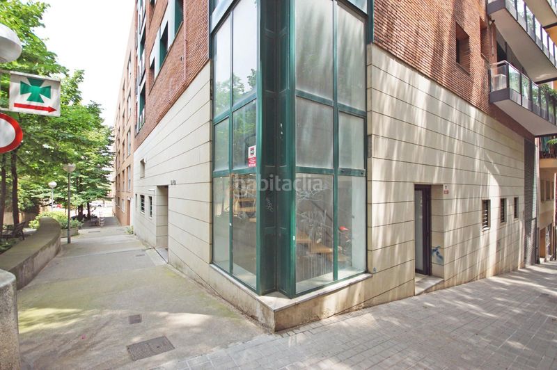 Foto 595389ca-e150-4a46-9c0f-d52610deeffa. Local comercial a calle gomis 98 a Vallcarca - Penitents Barcelona