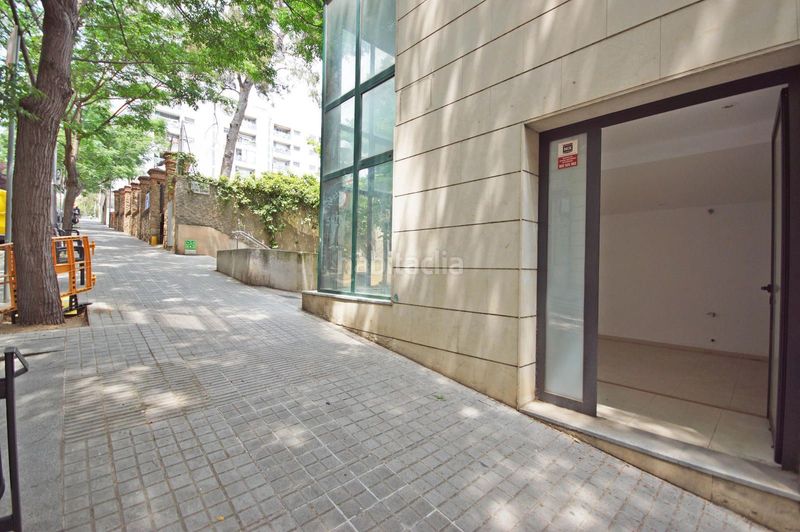 Foto 7d8549bc-480e-4aea-a339-54a8db3239e0. Local comercial a calle gomis 98 a Vallcarca - Penitents Barcelona