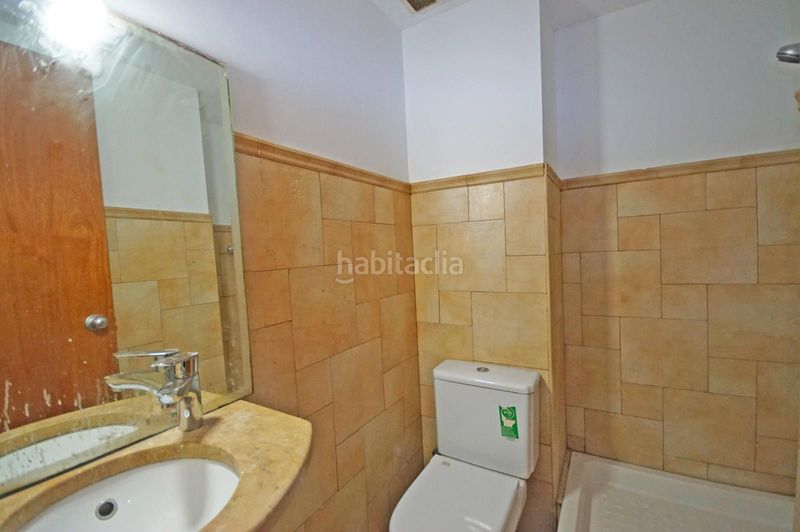 Foto e66fa2cd-fffc-4309-b845-aa9b680960cd. Local comercial a calle gomis 98 a Vallcarca - Penitents Barcelona