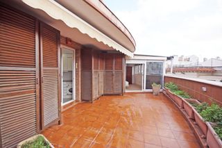 Rent Penthouse  Carrer carrer ferran valls i taberner. Ático en sant gervasi