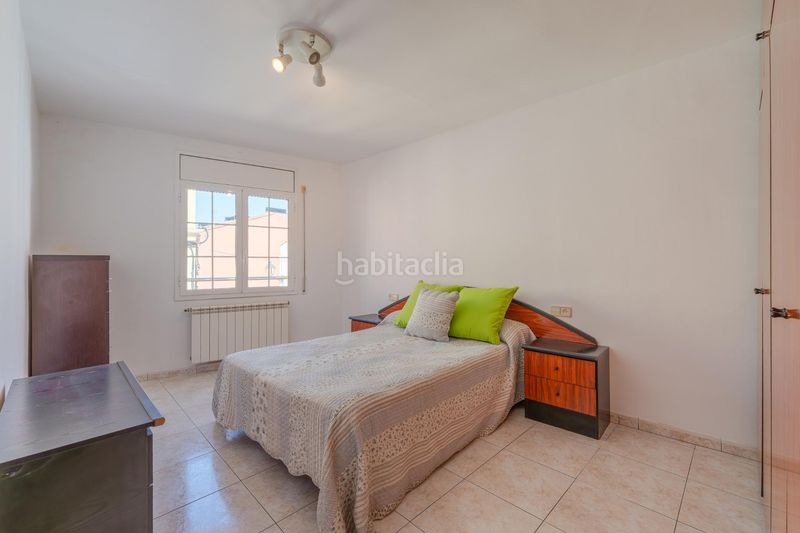 Foto 40511301-7b10-4055-a010-dac736bb6bd1. Casa amb aparcament a Eixample Sant Feliu de Guíxols