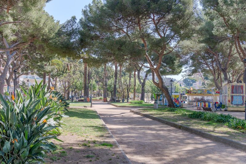 Foto 48d656e0-17fc-4efb-aa8a-58911bc00221. Casa amb aparcament a Eixample Sant Feliu de Guíxols