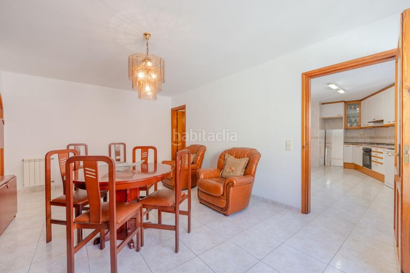 Foto 549d234f-2e60-4e1e-aa7e-e58309800147. Casa amb aparcament a Eixample Sant Feliu de Guíxols