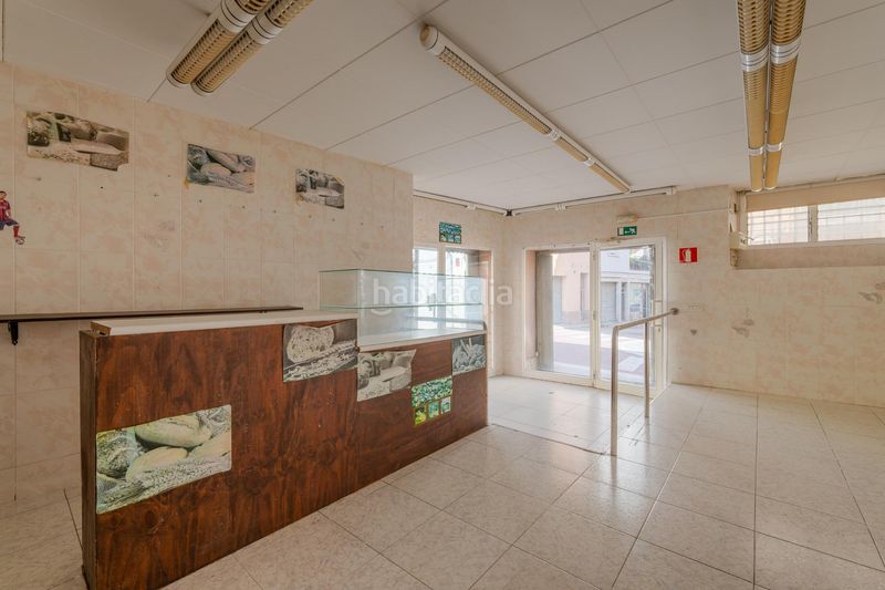 Foto e777ca98-463b-47d5-9077-eb0af0a5cba2. Casa amb aparcament a Eixample Sant Feliu de Guíxols