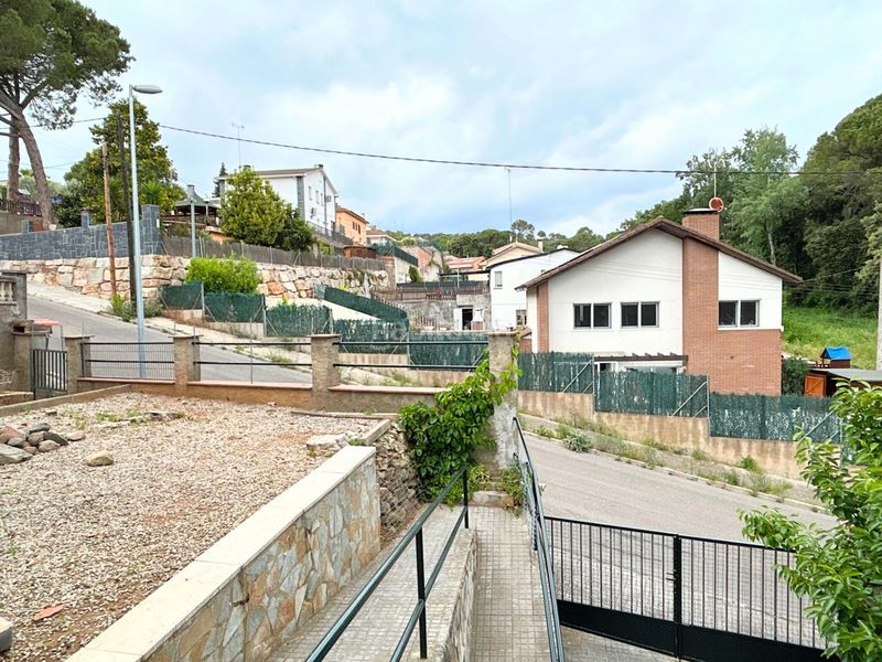 Foto e6d2cb71-c8c4-42e1-a4b6-cd2b32709ce7. Casa amb calefacció aparcament a Caldes de Montbui