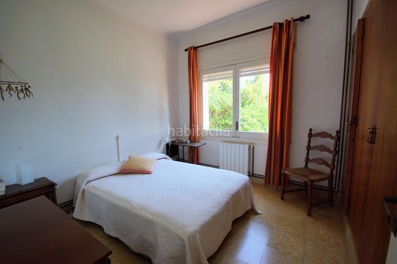 Foto 8a8f676c-6a36-4552-b8f8-4e1b30fd3d0b. Casa amb calefacció aparcament a Centre Masnou (El)