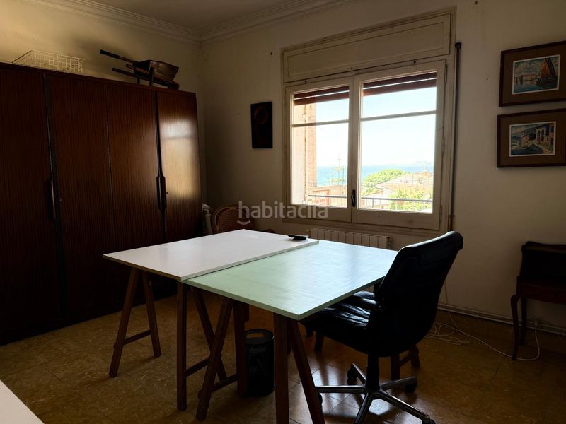 Foto d8505748-1cbf-4634-bb6d-8189dbcfc45b. Casa amb calefacció aparcament a Centre Masnou (El)
