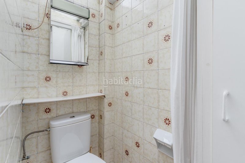 Foto 6ff48493-1408-4d7e-bca3-b357d21fa9ff. Edifici a carrer carrer mercat 15 a Sant Andreu de Palomar Barcelona