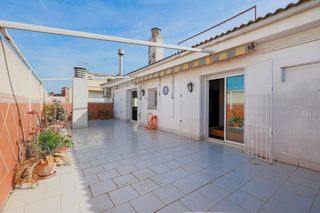 Dachwohnung  Avenida avinguda garraf. Atico en venta