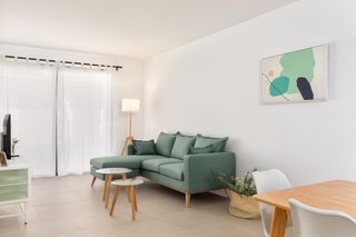 Lloguer Àtic  Carrer carrer sant antoni. Piso moderno de 3 habitaciones y parking ideal segunda residenci