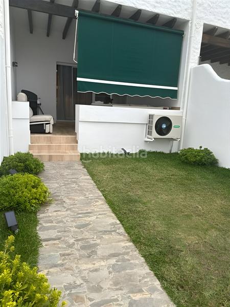 Foto 0dda1b96-c76d-41cd-b281-36c0473fd61f. Casa adosada adosado en venta en el paraíso en Paraiso - Barronal Estepona