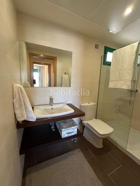 Foto 41f97f66-e9b3-4bdb-bc06-2d9826192d67. Apartamento  en venta en selwo en La Concha - Resina Golf Estepona
