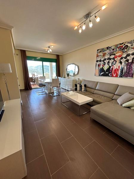 Foto ad82d80d-813a-4e0e-b3b5-fbd0d0218f11. Apartamento  en venta en selwo en La Concha - Resina Golf Estepona