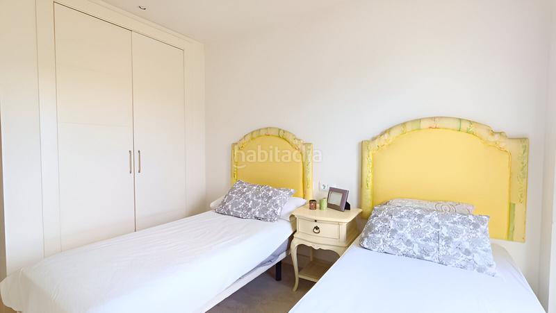 Foto c5e46943-debd-40a1-a995-09cc9368ce89. Àtic amb aparcament piscina a Manilva pueblo Manilva
