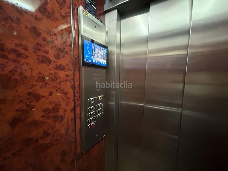 Foto 7d744b93-d816-4ba4-8831-8ee2fcd11f6b. Apartamento  en última planta en venta en Marbella