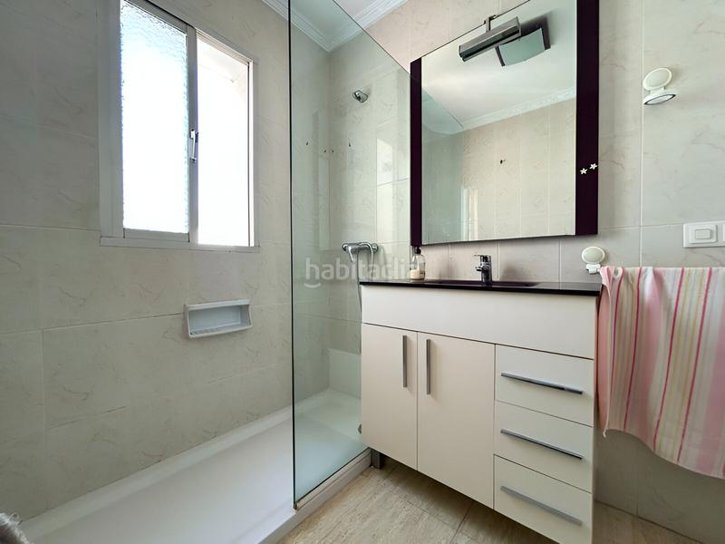 Foto c1dd9605-1f55-472d-9ae0-d4cabfa061f6. Apartamento  en última planta en venta en Marbella