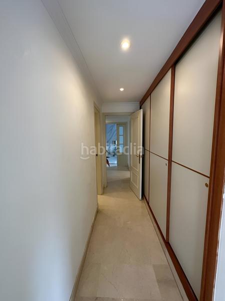 Foto d5dfe59a-8951-49f5-b9ce-a0abe0465293. Apartamento  en planta media en venta en nueva andalucía en Marbella
